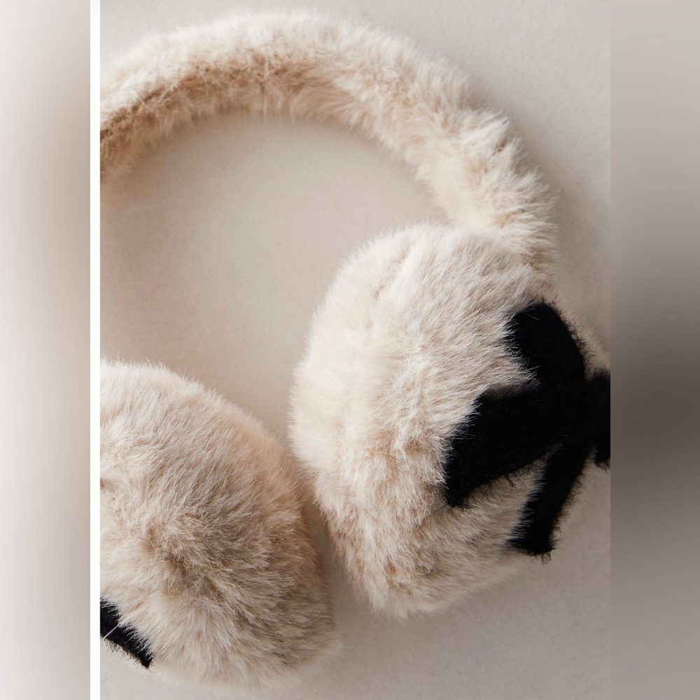 Free People So Sweet Ear Warmers Puffs Ear Ivory Fuzzy - Picture 2 of 4